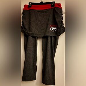 GEORGIA DAWGS
WOMENS
ONE PIECE SKIRTED CAPRIS
SIZE MEDIUM